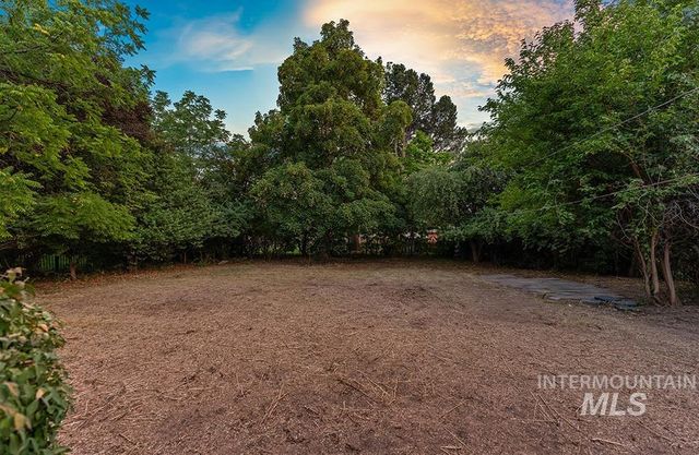 3603 W Crescent Rim Dr, Boise, ID 83706