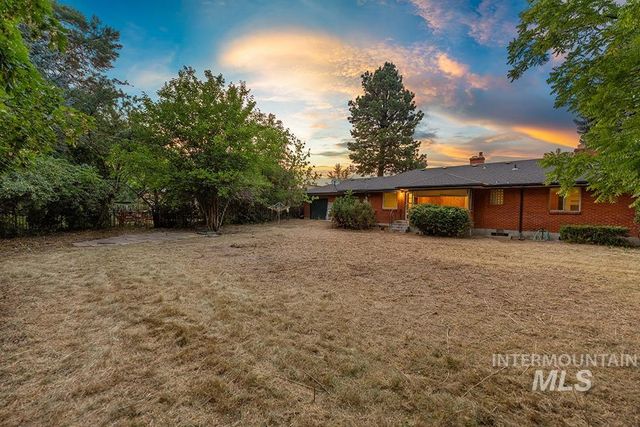 3603 W Crescent Rim Dr, Boise, ID 83706