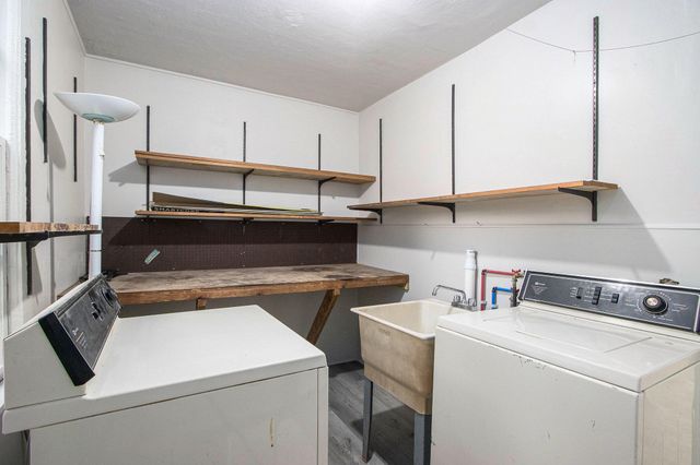 301 Hanover Street, Concord Vllg, MI 49237