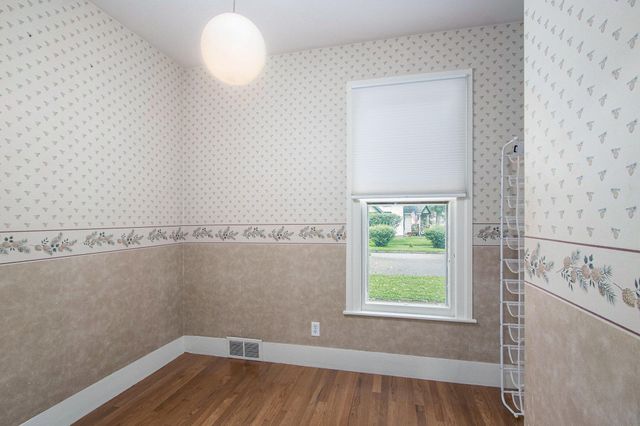 301 Hanover Street, Concord Vllg, MI 49237