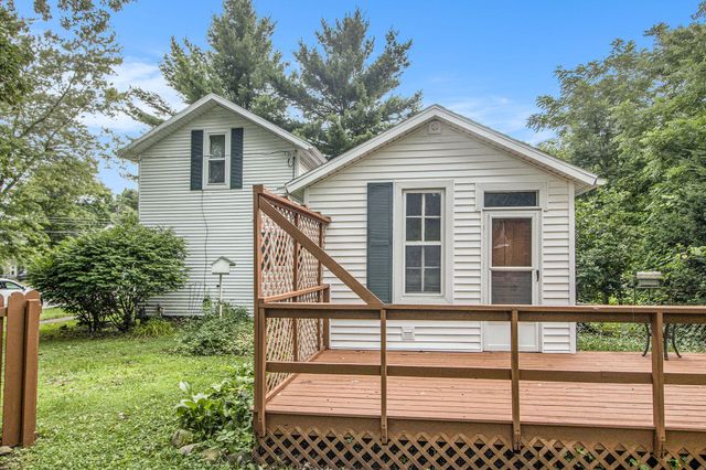 301 Hanover Street, Concord Vllg, MI 49237