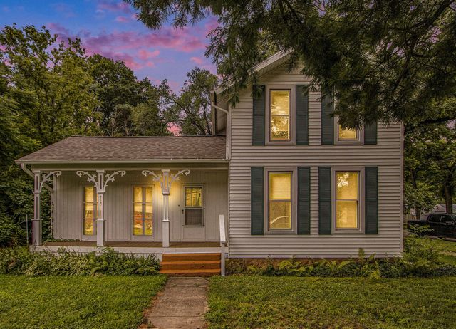 301 Hanover Street, Concord Vllg, MI 49237