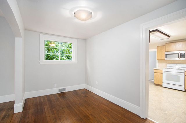 301 Hanover Street, Concord Vllg, MI 49237