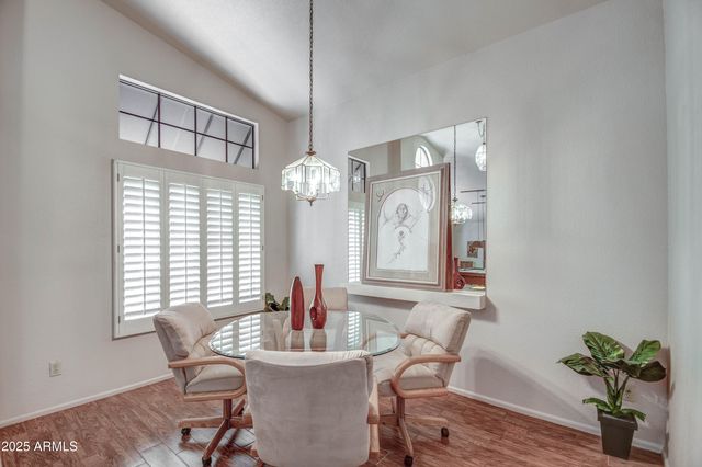 8852 S ASH Avenue, Tempe, AZ 85284