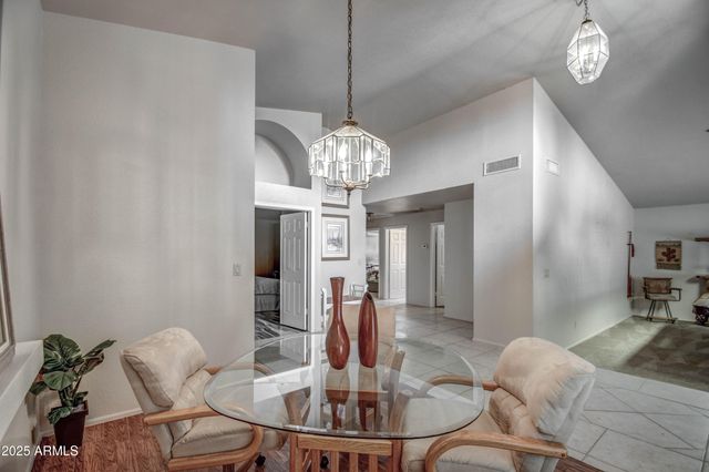 8852 S ASH Avenue, Tempe, AZ 85284