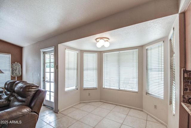 8852 S ASH Avenue, Tempe, AZ 85284