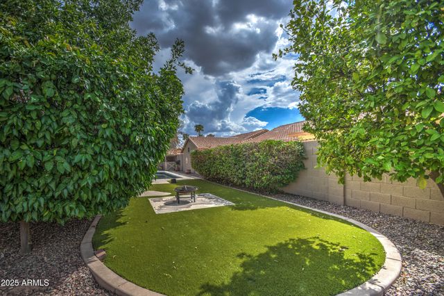 8852 S ASH Avenue, Tempe, AZ 85284