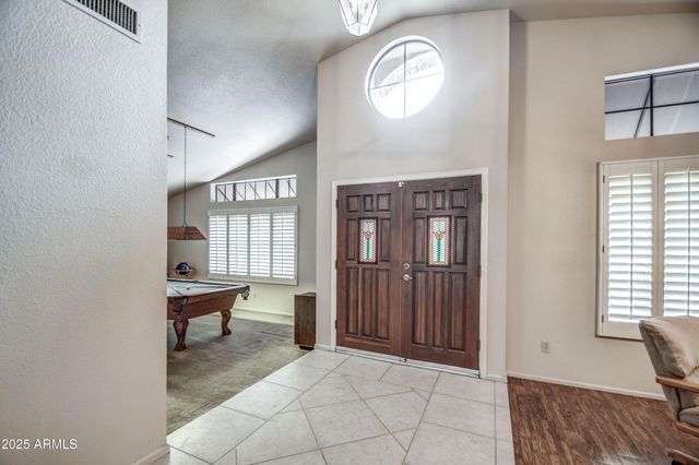 8852 S ASH Avenue, Tempe, AZ 85284