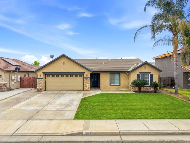 1059 W Ambassador Dr, Hanford, CA 93230