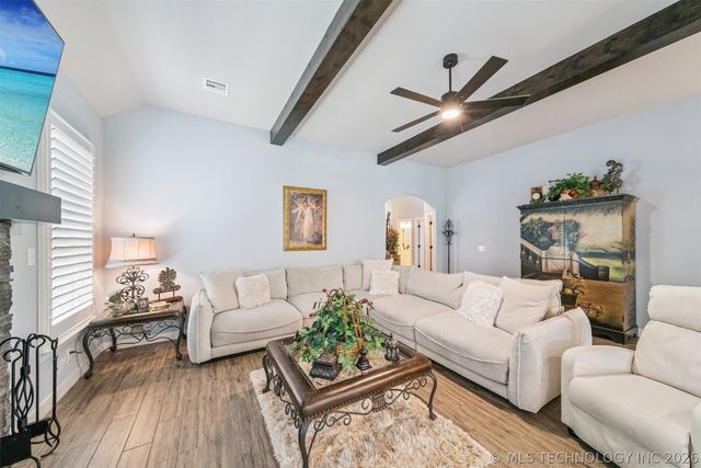 7407 S Walnut Avenue, Broken Arrow, OK 74011