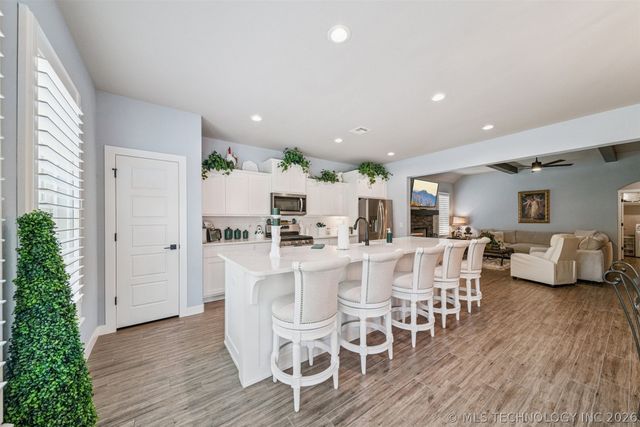 7407 S Walnut Avenue, Broken Arrow, OK 74011