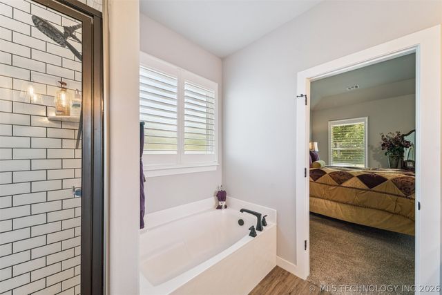 7407 S Walnut Avenue, Broken Arrow, OK 74011