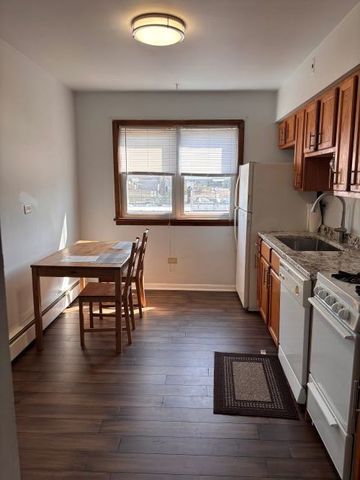 3157 N Lockwood Avenue 2B, Chicago, IL 60641