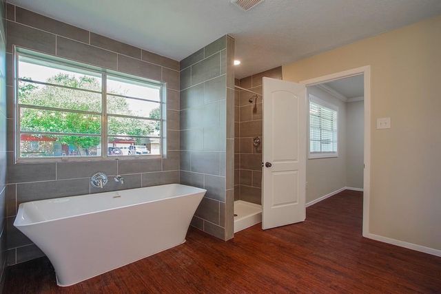 4205 Ember Lane, Deer Park, TX 77536