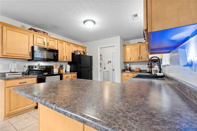 2031 Snyder Drive, Jeffersonville, IN 47130