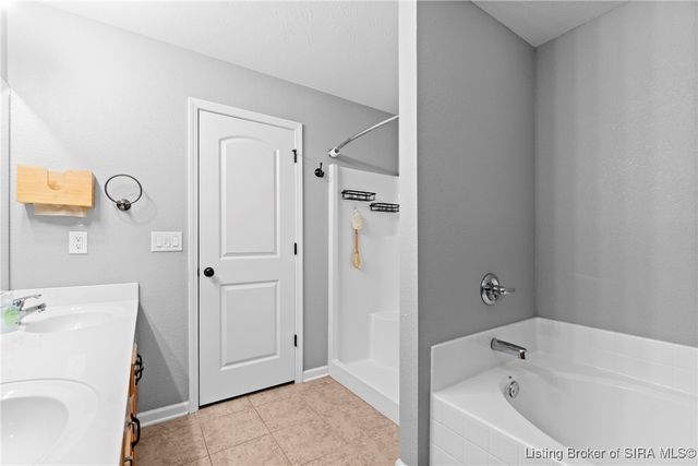 2031 Snyder Drive, Jeffersonville, IN 47130