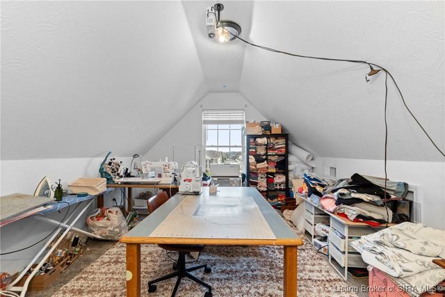 2031 Snyder Drive, Jeffersonville, IN 47130