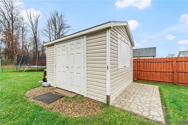 2031 Snyder Drive, Jeffersonville, IN 47130