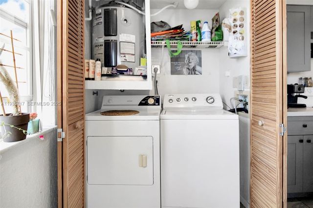 2803 N Oakland Forest Dr 205, Oakland Park, FL 33309