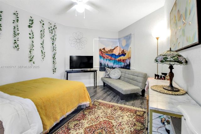 2803 N Oakland Forest Dr 205, Oakland Park, FL 33309