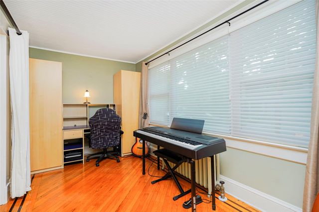 260 Clawson Street, Staten Island, NY 10306