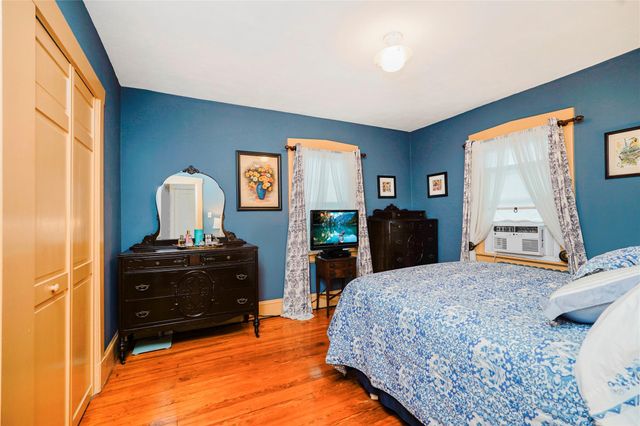 260 Clawson Street, Staten Island, NY 10306