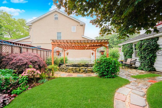 260 Clawson Street, Staten Island, NY 10306