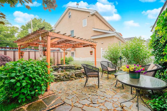 260 Clawson Street, Staten Island, NY 10306
