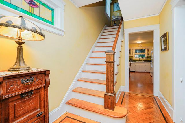 260 Clawson Street, Staten Island, NY 10306