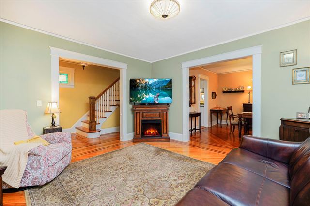 260 Clawson Street, Staten Island, NY 10306