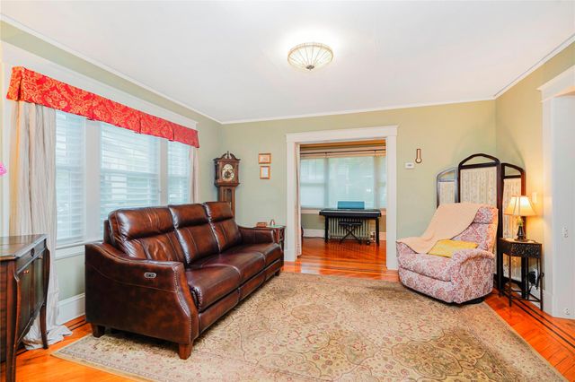 260 Clawson Street, Staten Island, NY 10306