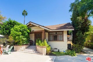 2428 N Beachwood Drive, Los Angeles, CA 90068
