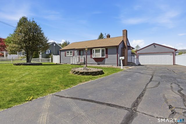 57 Concord Circle, Wethersfield, CT 06109