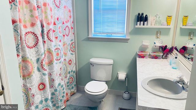 1514 ISAACS CT, Ambler, PA 19002