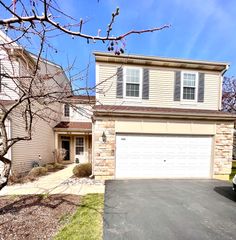 623 Shakespeare Drive, Grayslake, IL 60030
