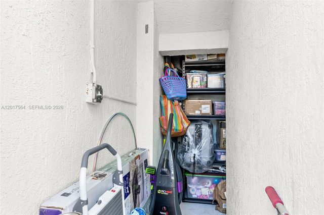 230 SE 29th Avenue 21, Homestead, FL 33033