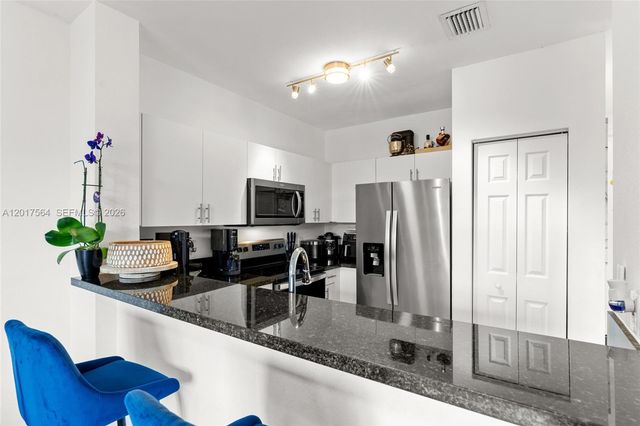 230 SE 29th Avenue 21, Homestead, FL 33033