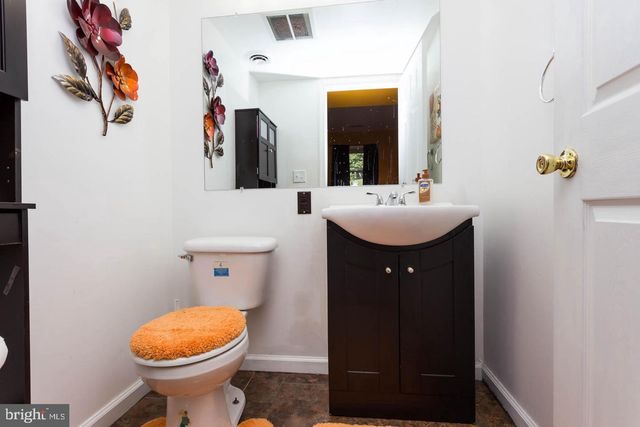 10411 FOREST HILL CT, Fredericksburg, VA 22408