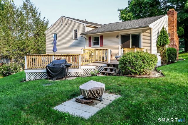 55 Taylor Terrace, New Milford, CT 06776