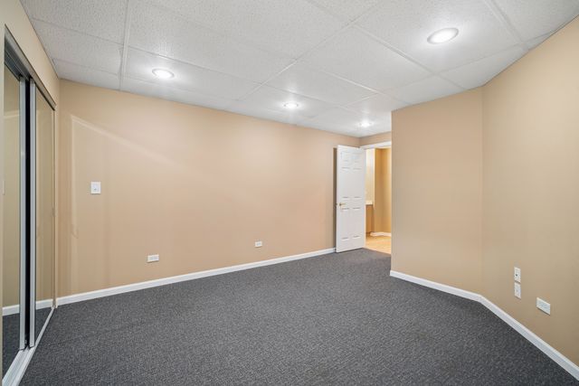 2262 Carlyle Court, Buffalo Grove, IL 60089