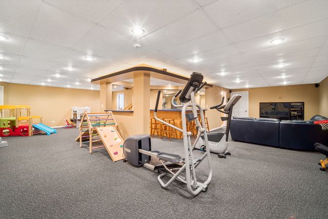 2262 Carlyle Court, Buffalo Grove, IL 60089