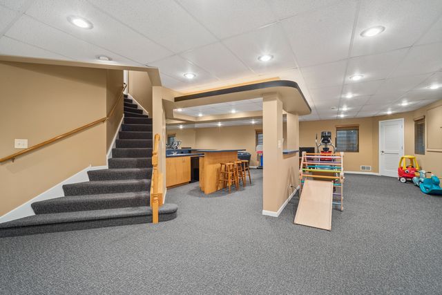 2262 Carlyle Court, Buffalo Grove, IL 60089