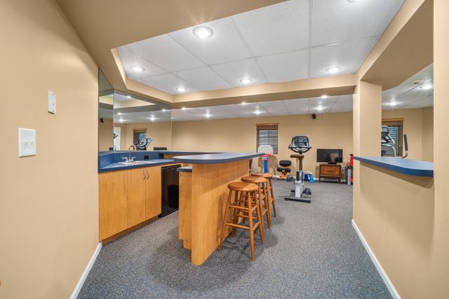 2262 Carlyle Court, Buffalo Grove, IL 60089