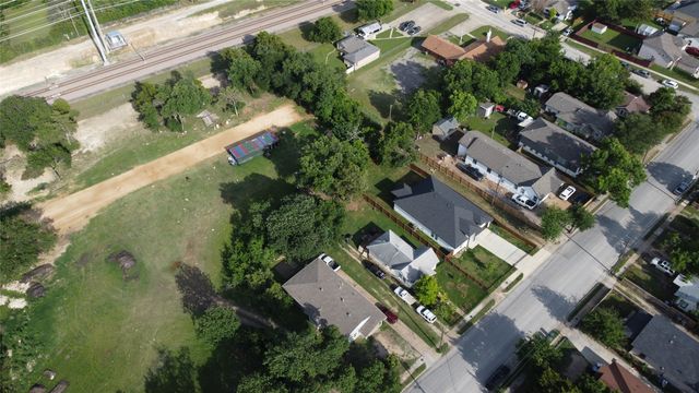 1410 S Denley Drive, Dallas, TX 75216