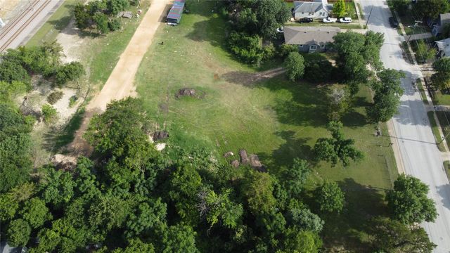 1410 S Denley Drive, Dallas, TX 75216