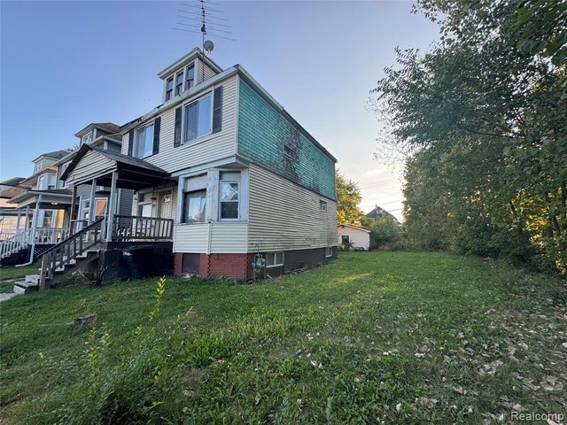 5865 Seneca Street, Detroit, MI 48213