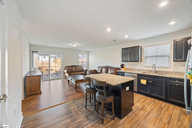 689 Hardwood Drive, Boiling Springs, SC 29316