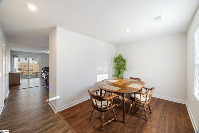 689 Hardwood Drive, Boiling Springs, SC 29316