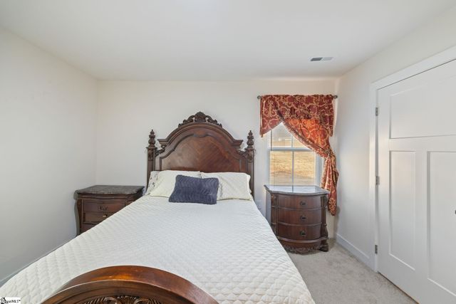 689 Hardwood Drive, Boiling Springs, SC 29316