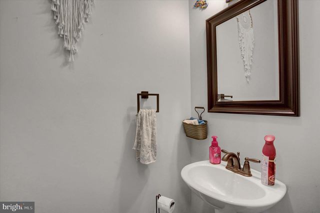 271 LEEDY WAY WEST, Chambersburg, PA 17202